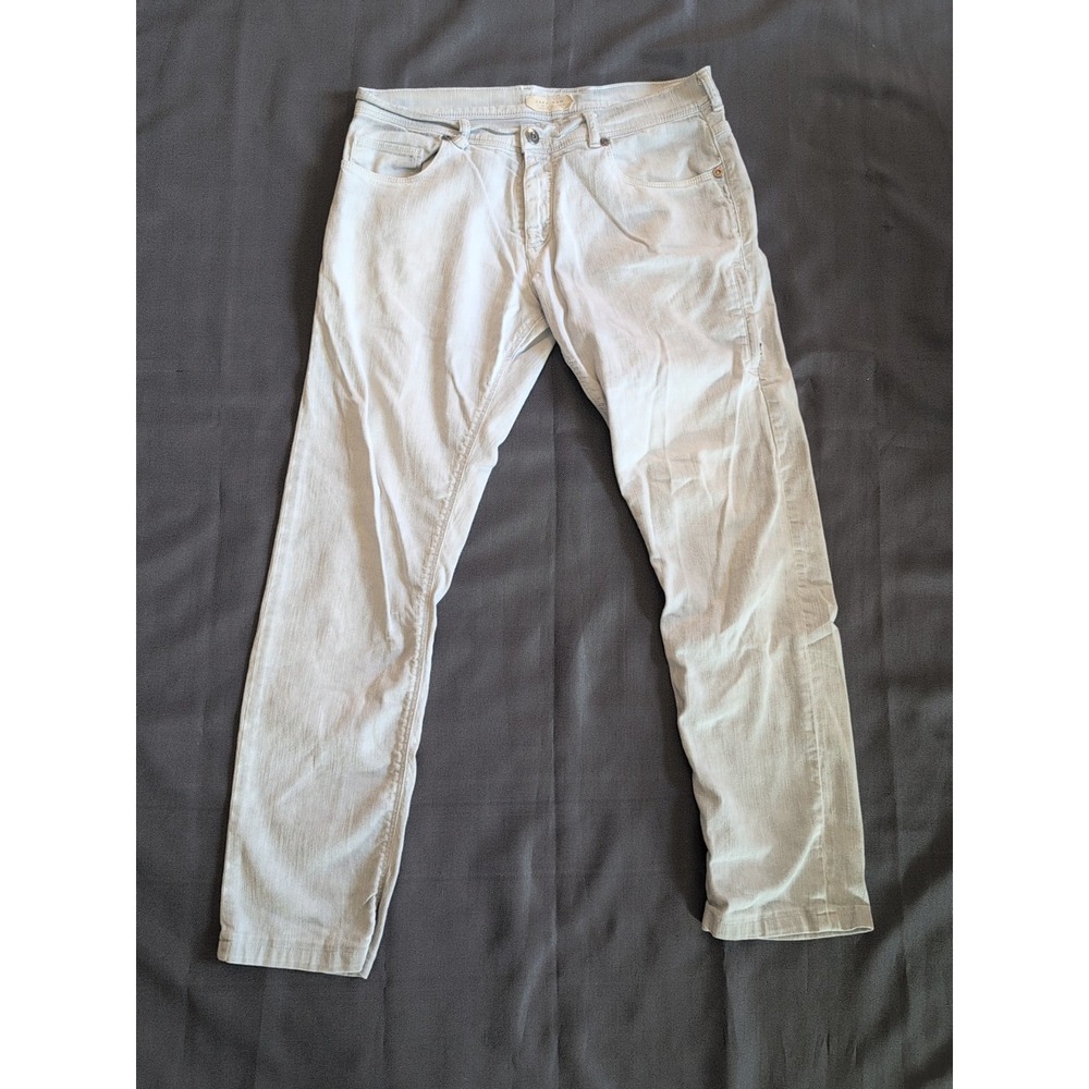 Zara Man Basic Light Blue Straight Leg Jeans Denim Collection Mens Size 31x29